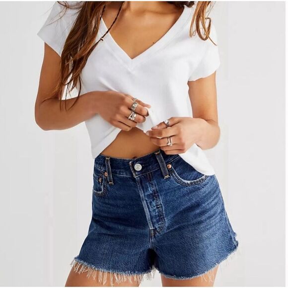 Levi's Ribcage Shorts 26 - Picture 1 of 6